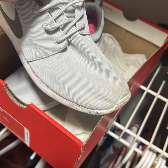 Women’s Nike Rosherun QS - Picture 3 of 3